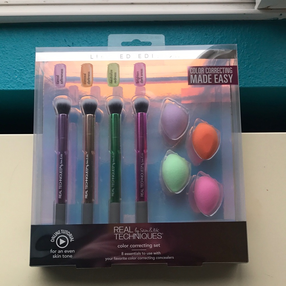 Real Technique Brush Set
